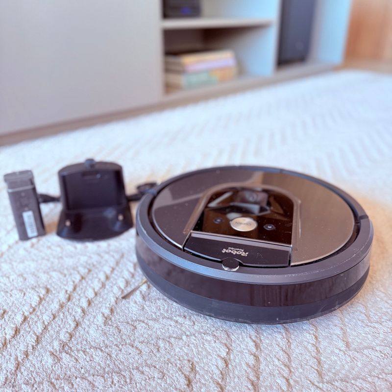 Irobot Robô Aspirador Roomba 960, Compatível com Alexa | Roomba