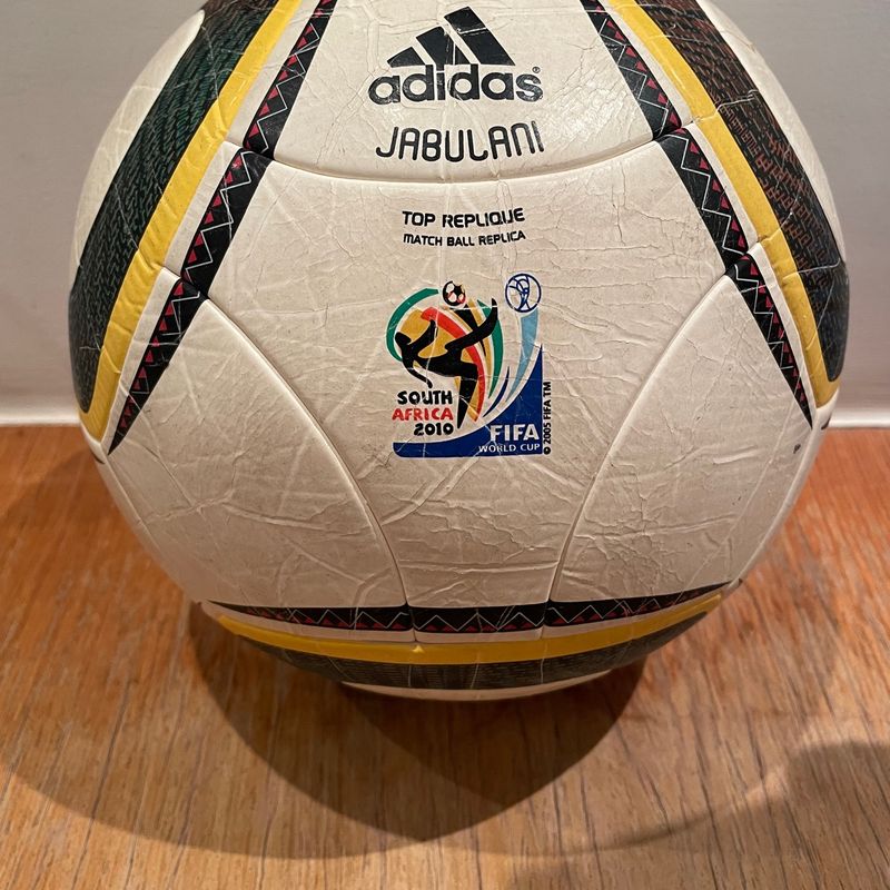 Jabulani Bola Oficial Copa do Mundo 2010 Item p Esporte e Outdoor Adidas Usado 85788355 enjoei