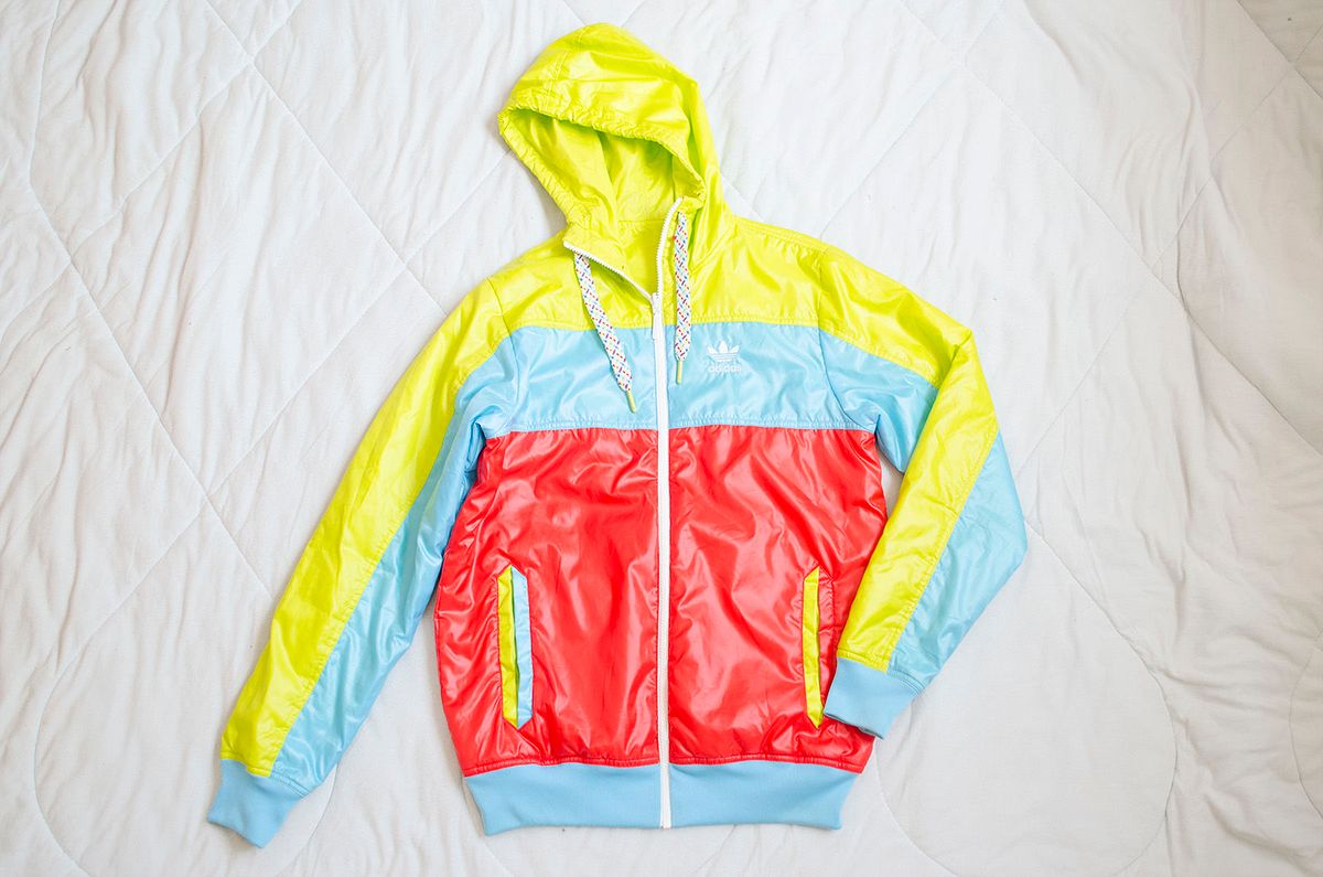 jaqueta colorida adidas