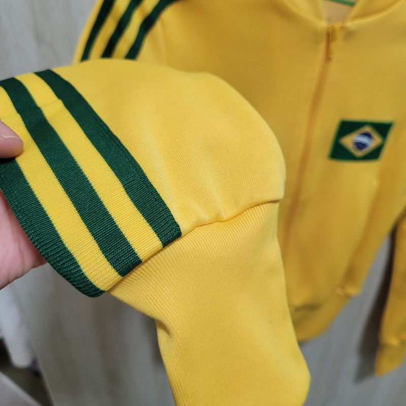 Jaqueta Adidas Copa do Mundo Fifa Futebol Brasil Pista Feminina Pp