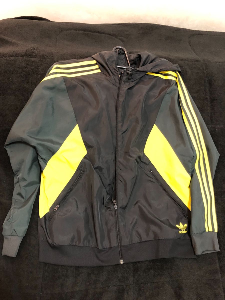 agasalho adidas amarelo e preto