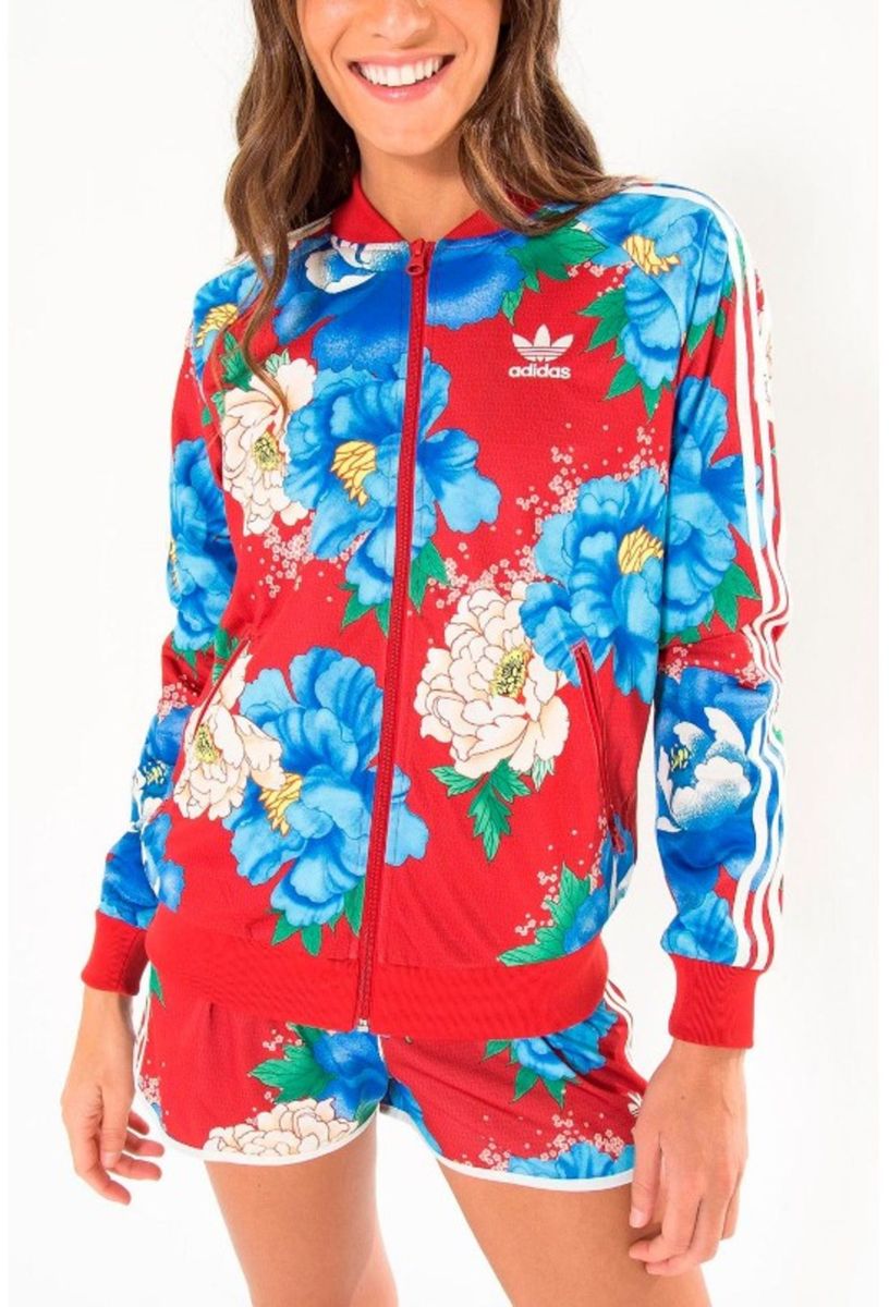 casaco farm e adidas