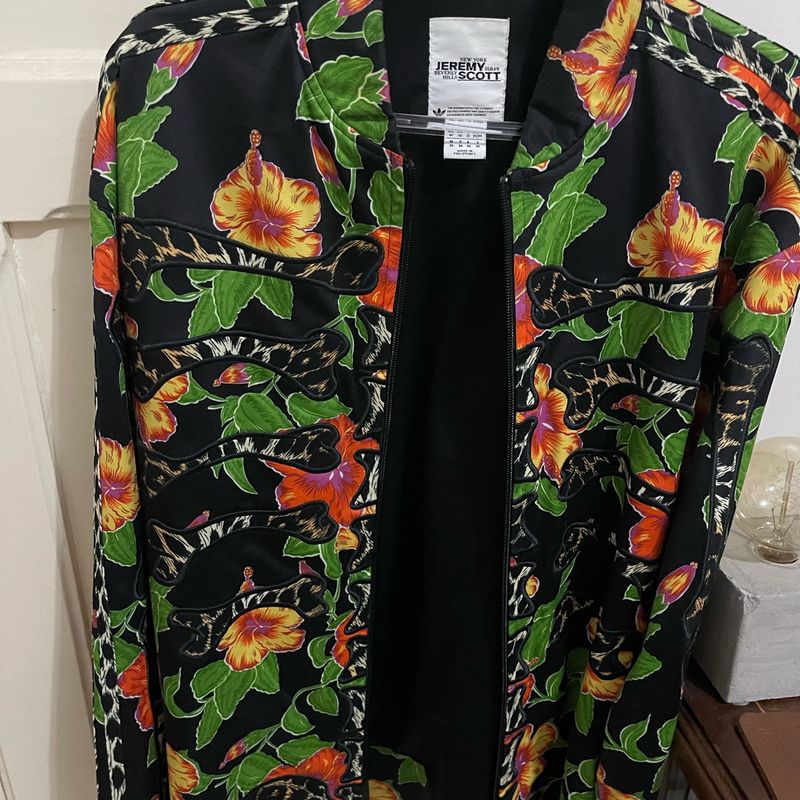 Jaqueta Adidas Jeremy Scott Floral Adidas Usado 95976796 enjoei