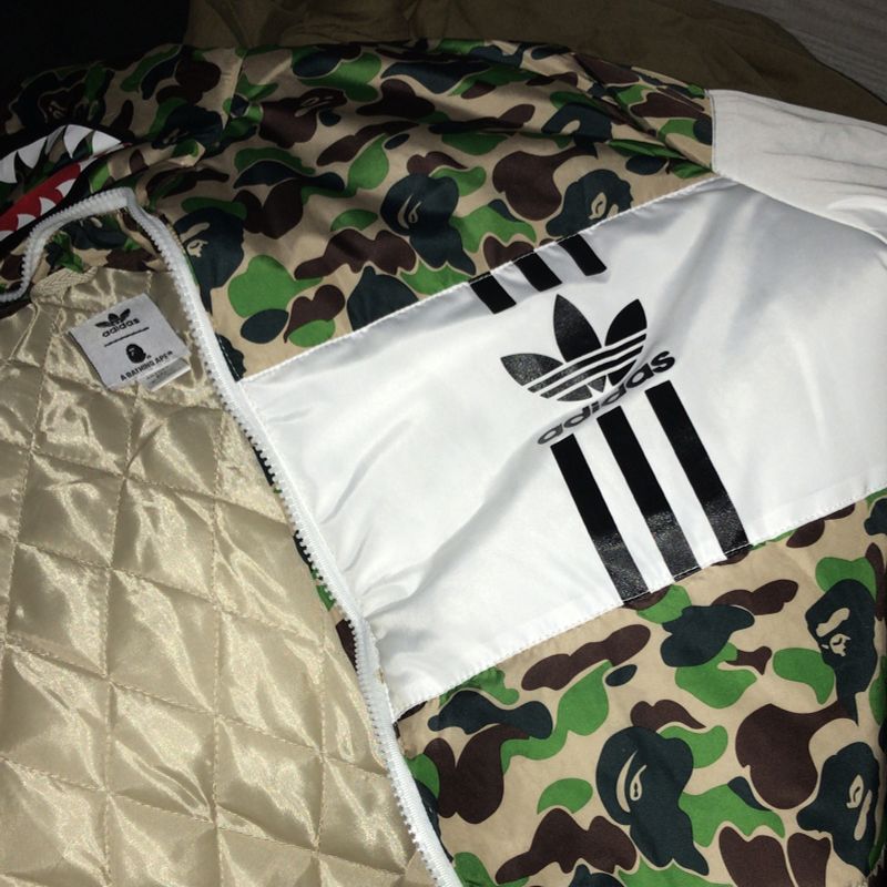 Jaqueta bape hot sale x adidas