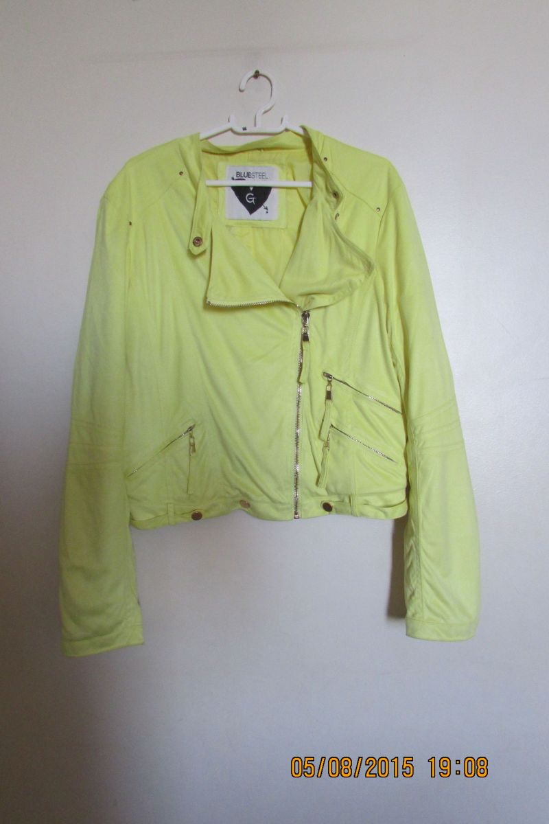 jaqueta amarela renner