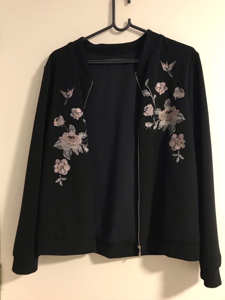 jaqueta bomber bordada feminina
