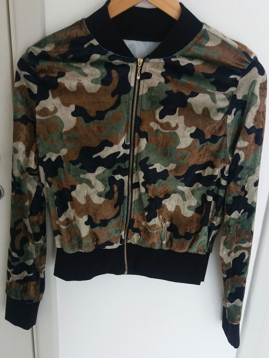 jaqueta bomber camuflada feminina