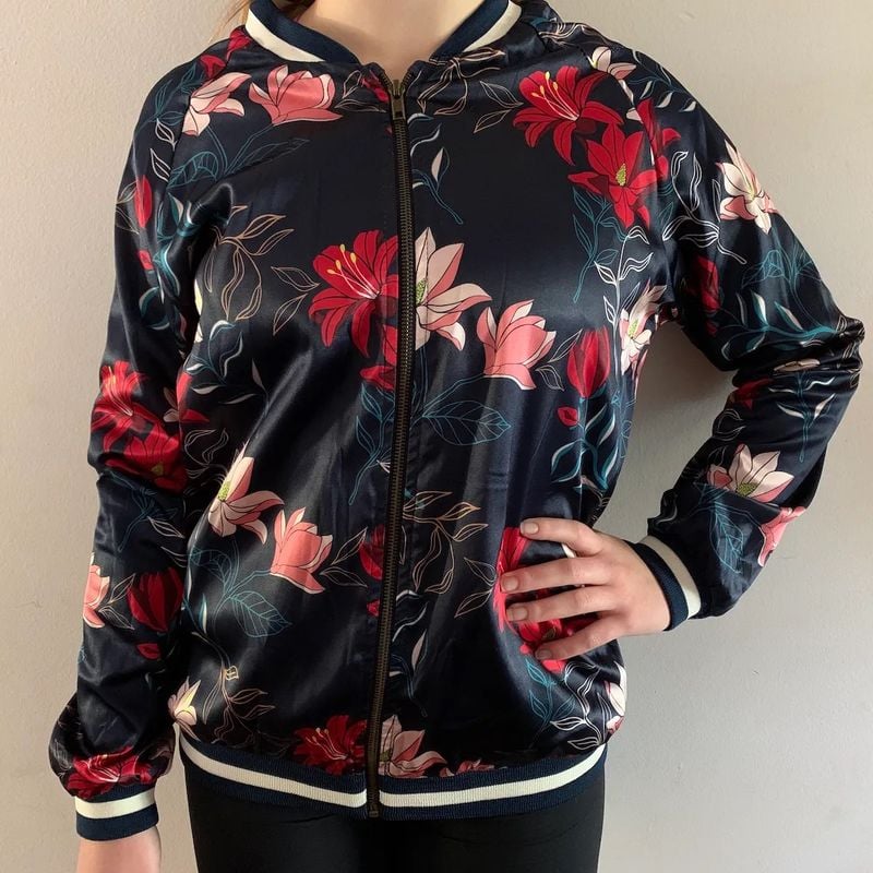 Jaqueta bomber adidas store floral