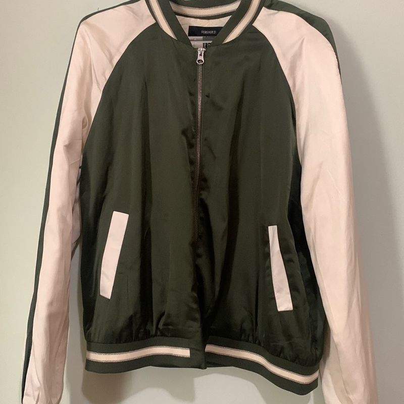 Jaqueta Bomber Cetim Forever 21  Casaco Feminino Forever-21 Usado