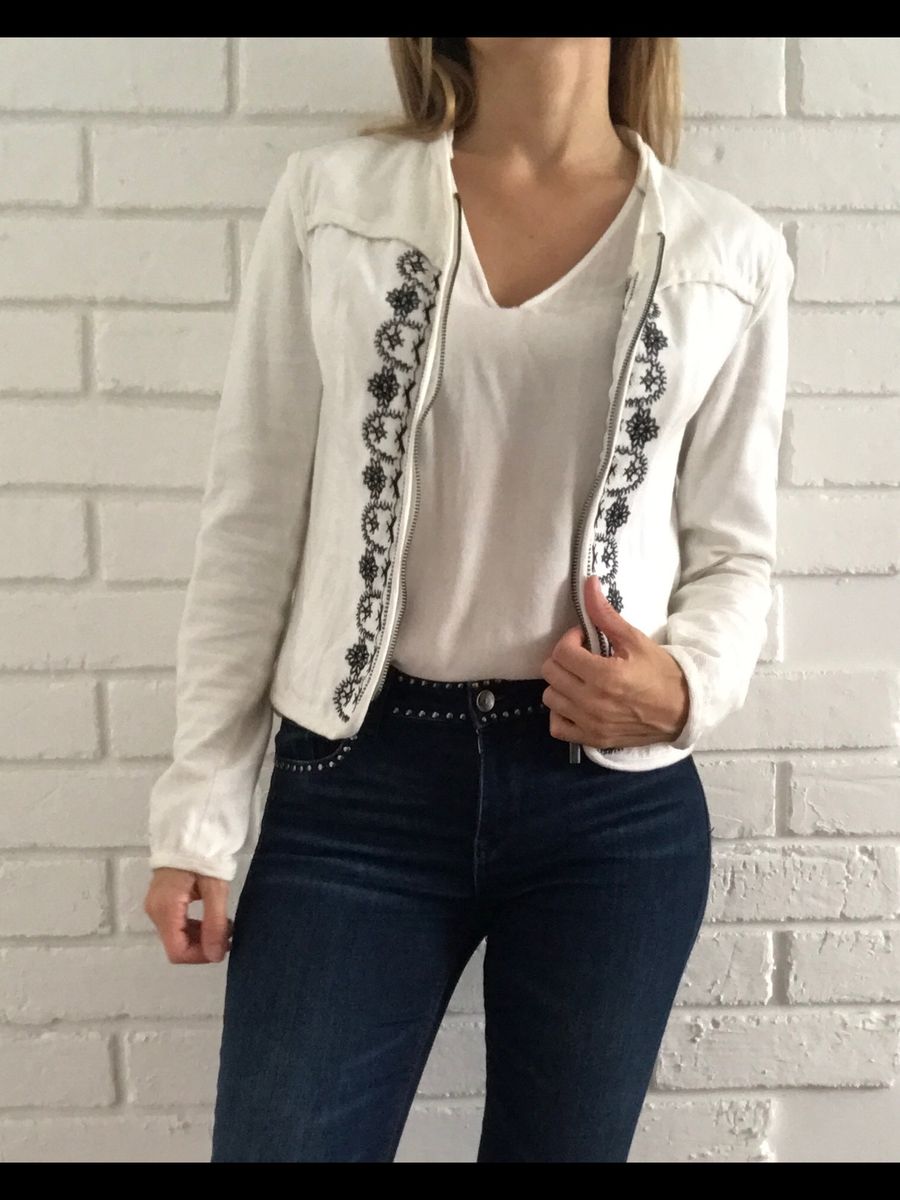 jaqueta branca bordada