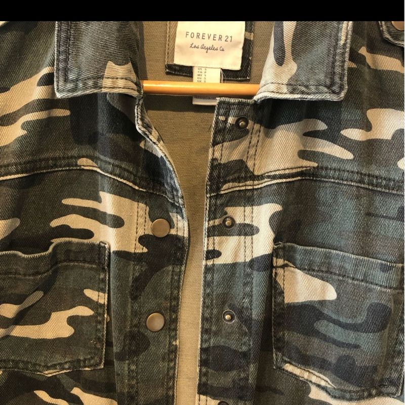 Jaqueta Camuflada, Casaco Feminino Forever 21 Usado 84065424