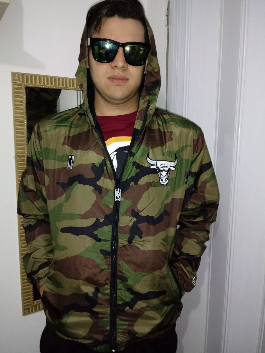 jaqueta camuflada chicago bulls