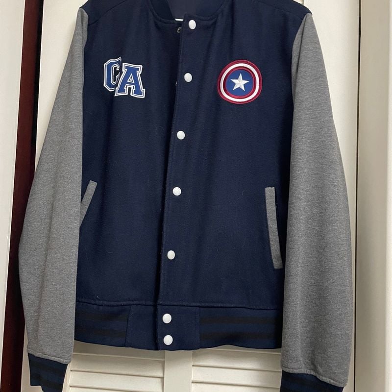 Jaqueta College Capitão América- Impecável! Riachuelo Marvel