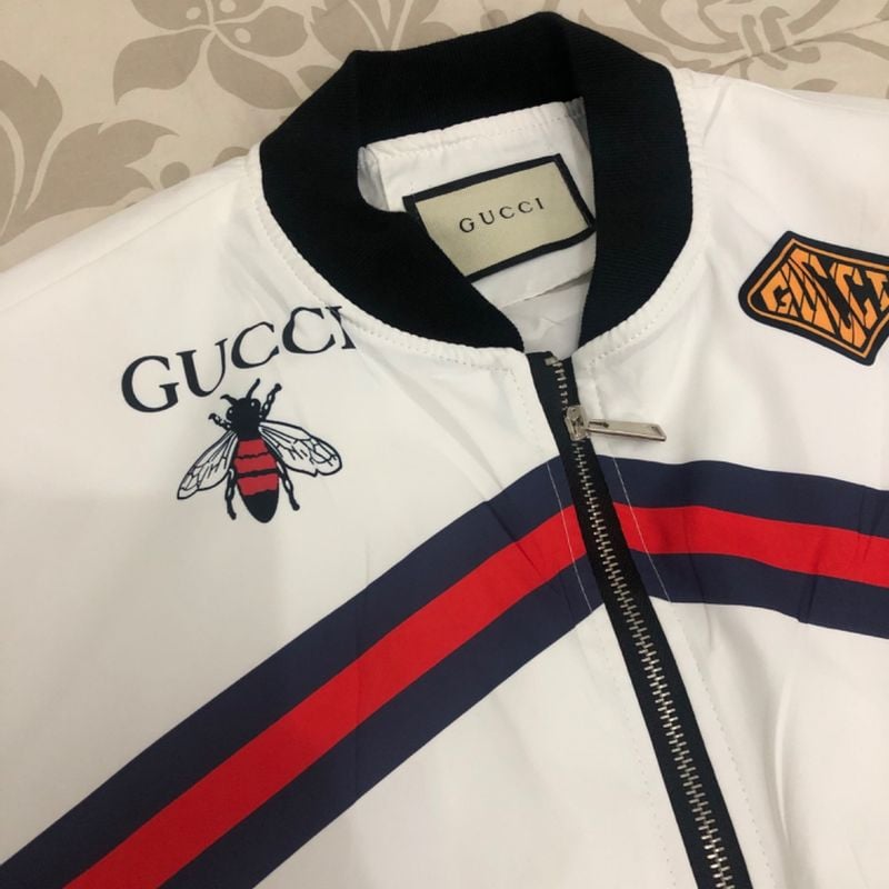 Corta vento best sale da gucci