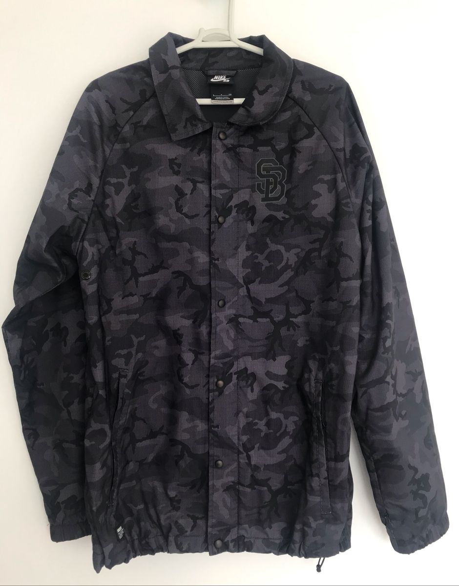 jaqueta nike sb camuflada