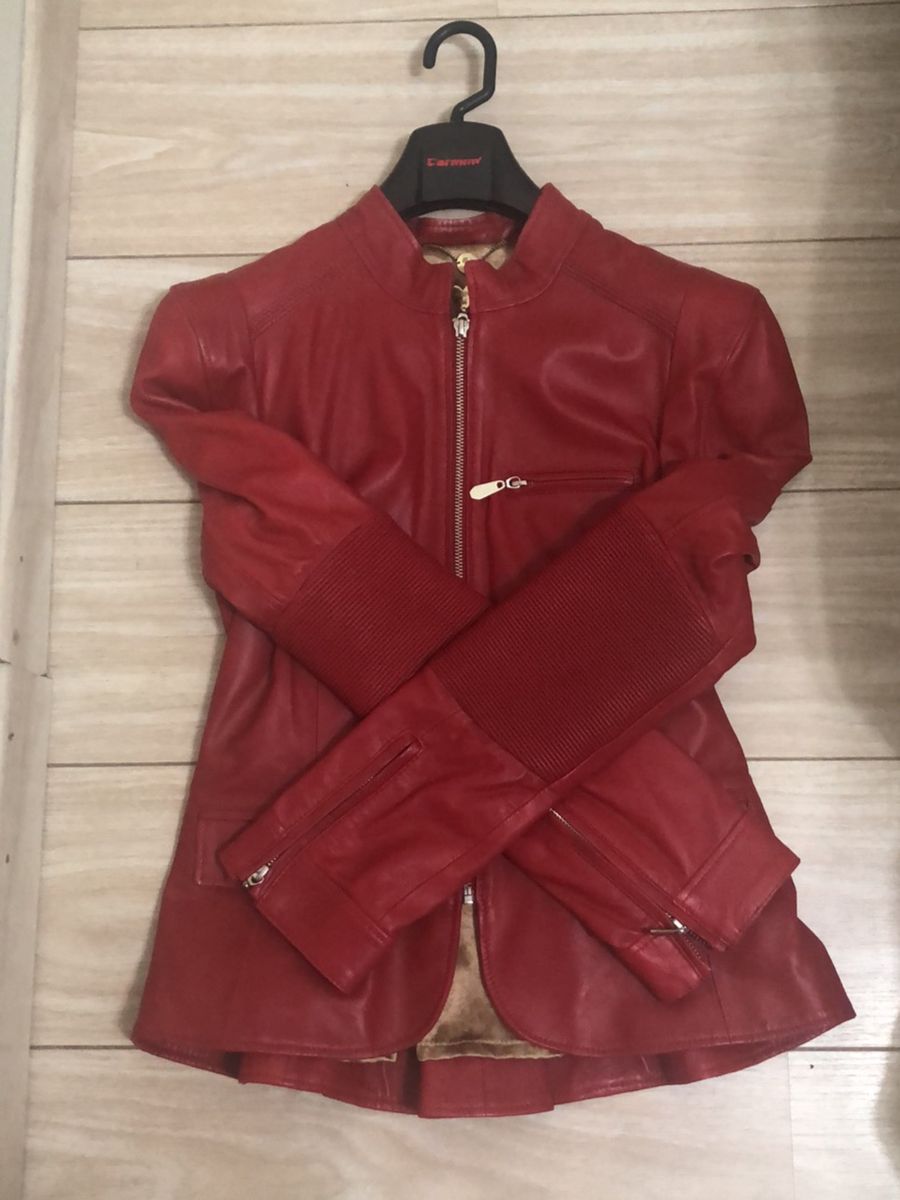 jaqueta couro carmim