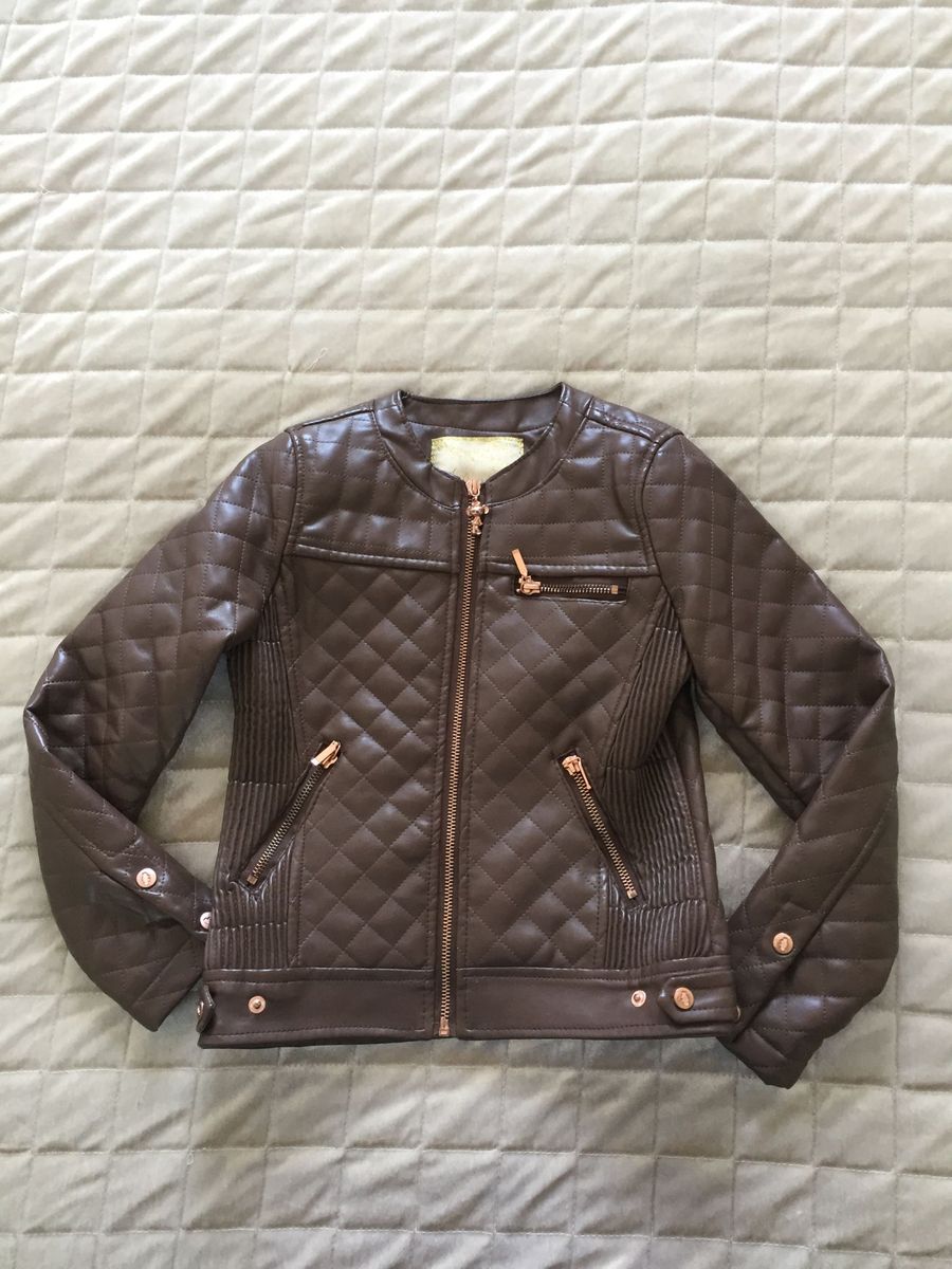 jaqueta de couro lilica ripilica