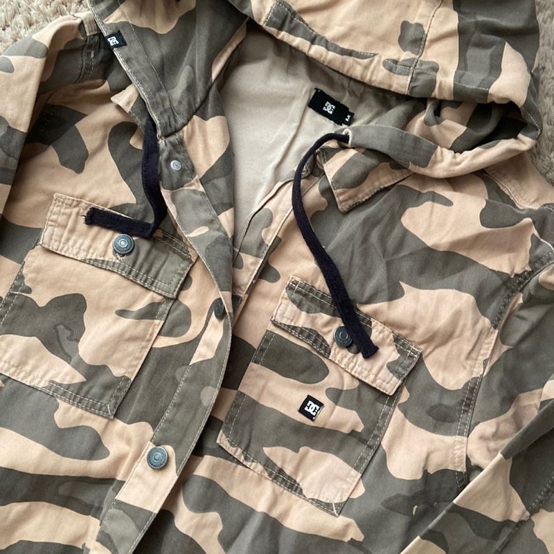 Jaqueta dc orders camuflada