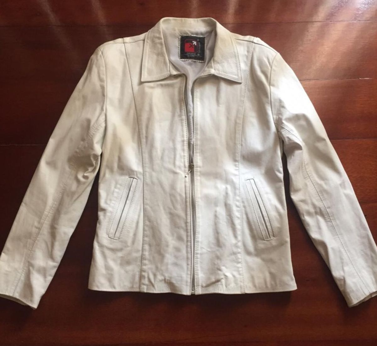 jaqueta de couro branca