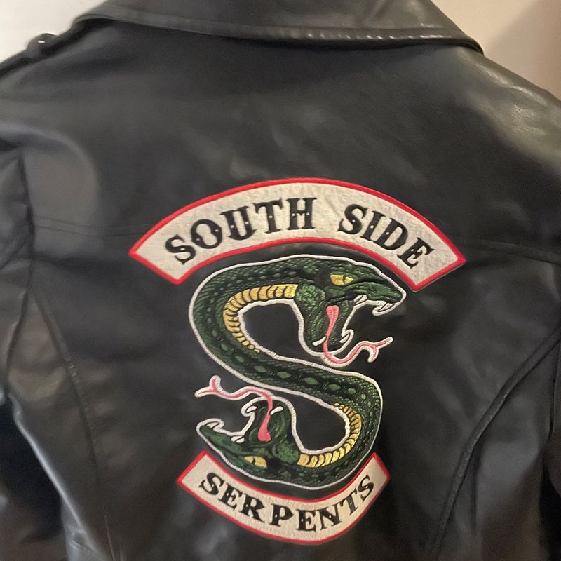 Jaqueta de couro south side best sale serpents riverdale