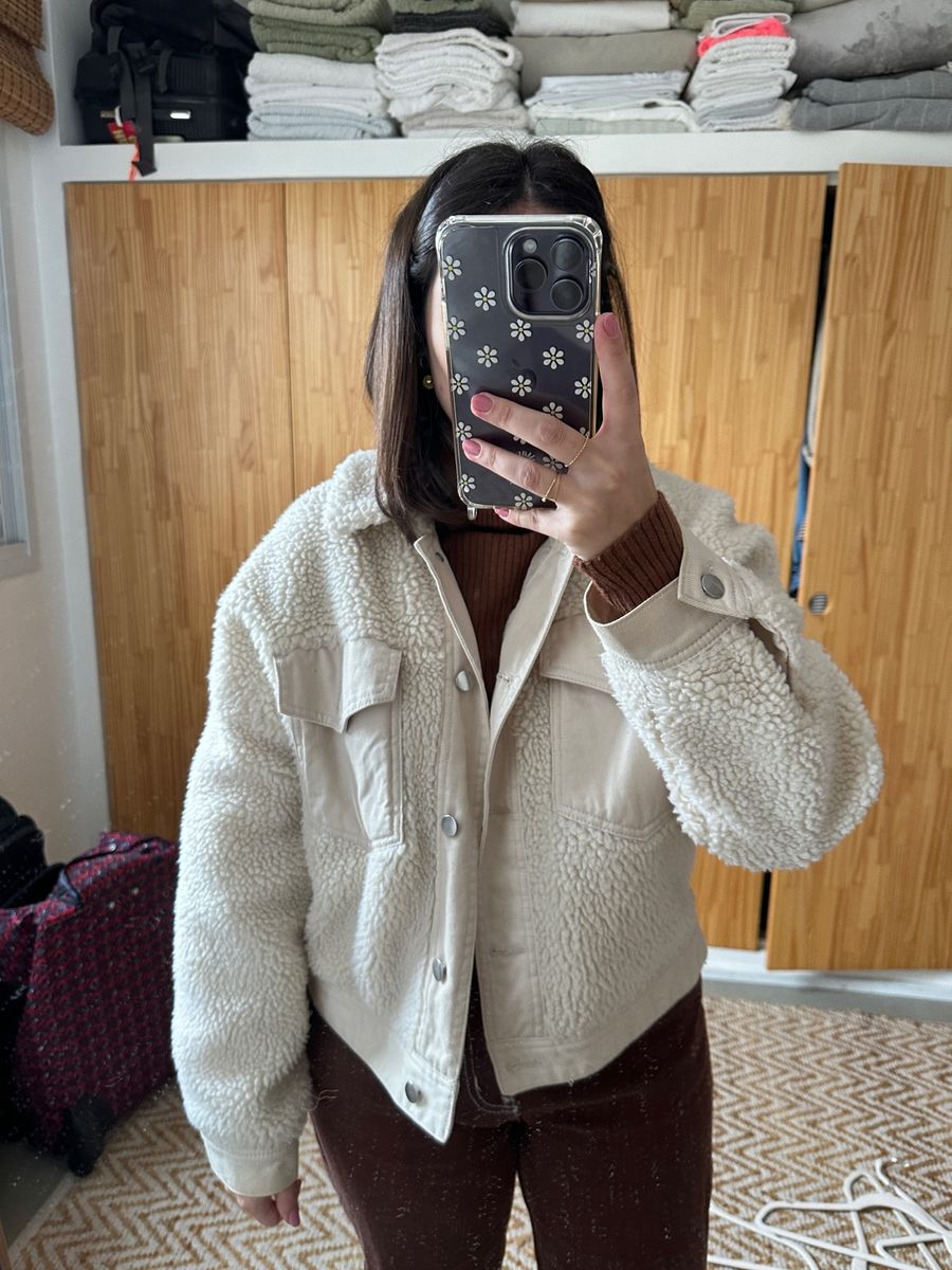 HYEON white ted cape / ジャケット・アウター