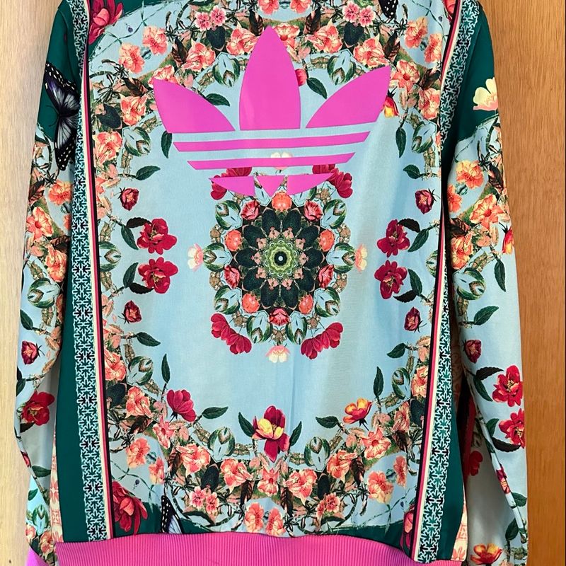 Jaqueta Farm X Adidas ( Borboflor) | Farm Usado 101853058 | enjoei