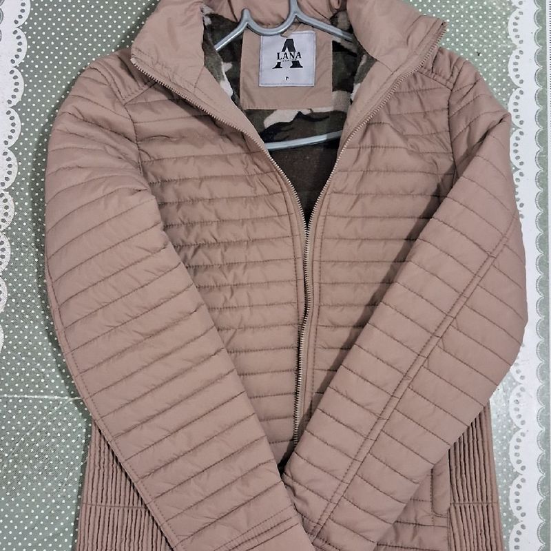Jaqueta Feminina de Inverno Térmica/Forrada Cor Nude Nunca Usado