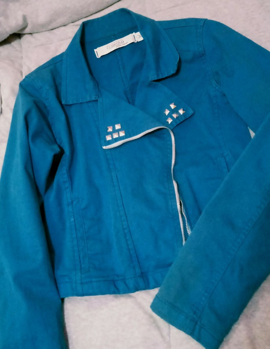 jaqueta jeans caedu