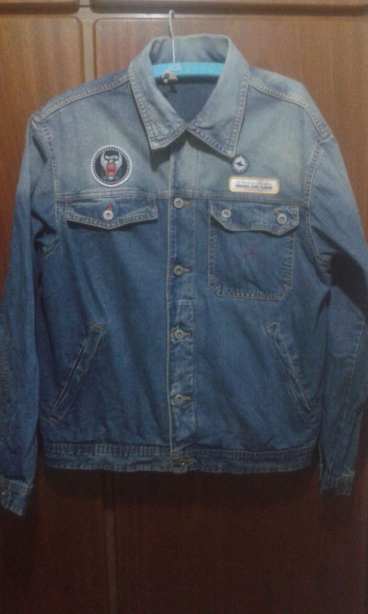 jaqueta jeans masculina com patches