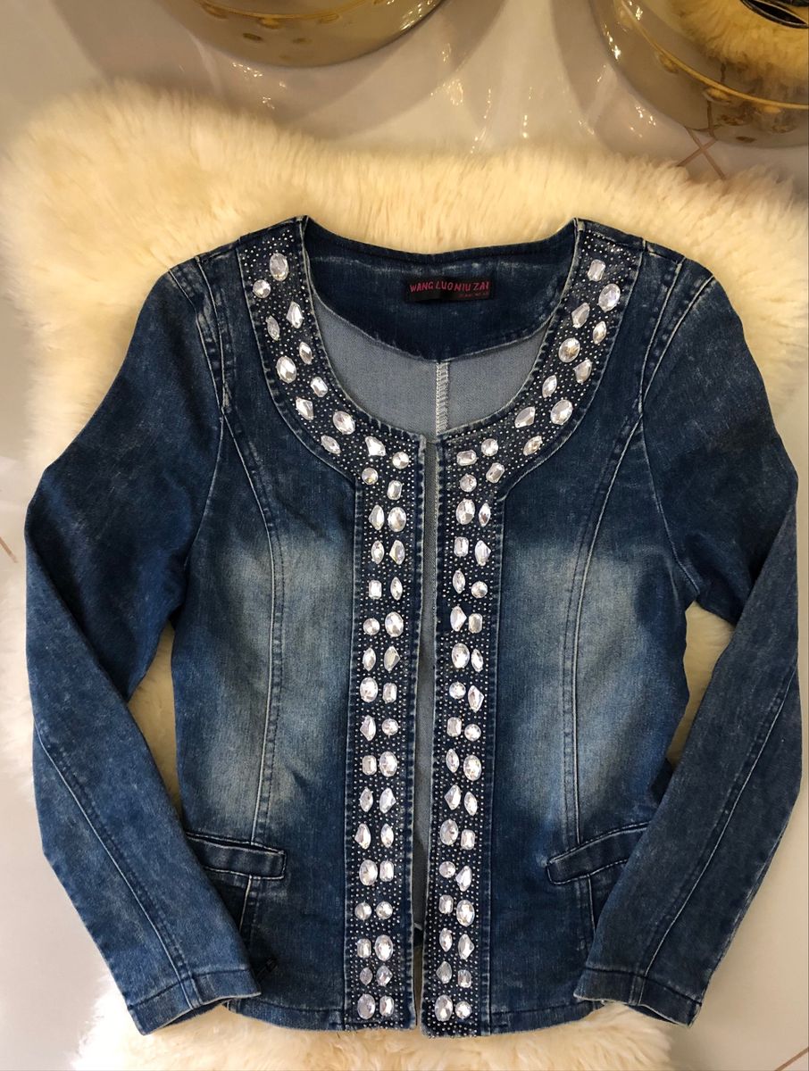 jaqueta jeans feminina com pedraria