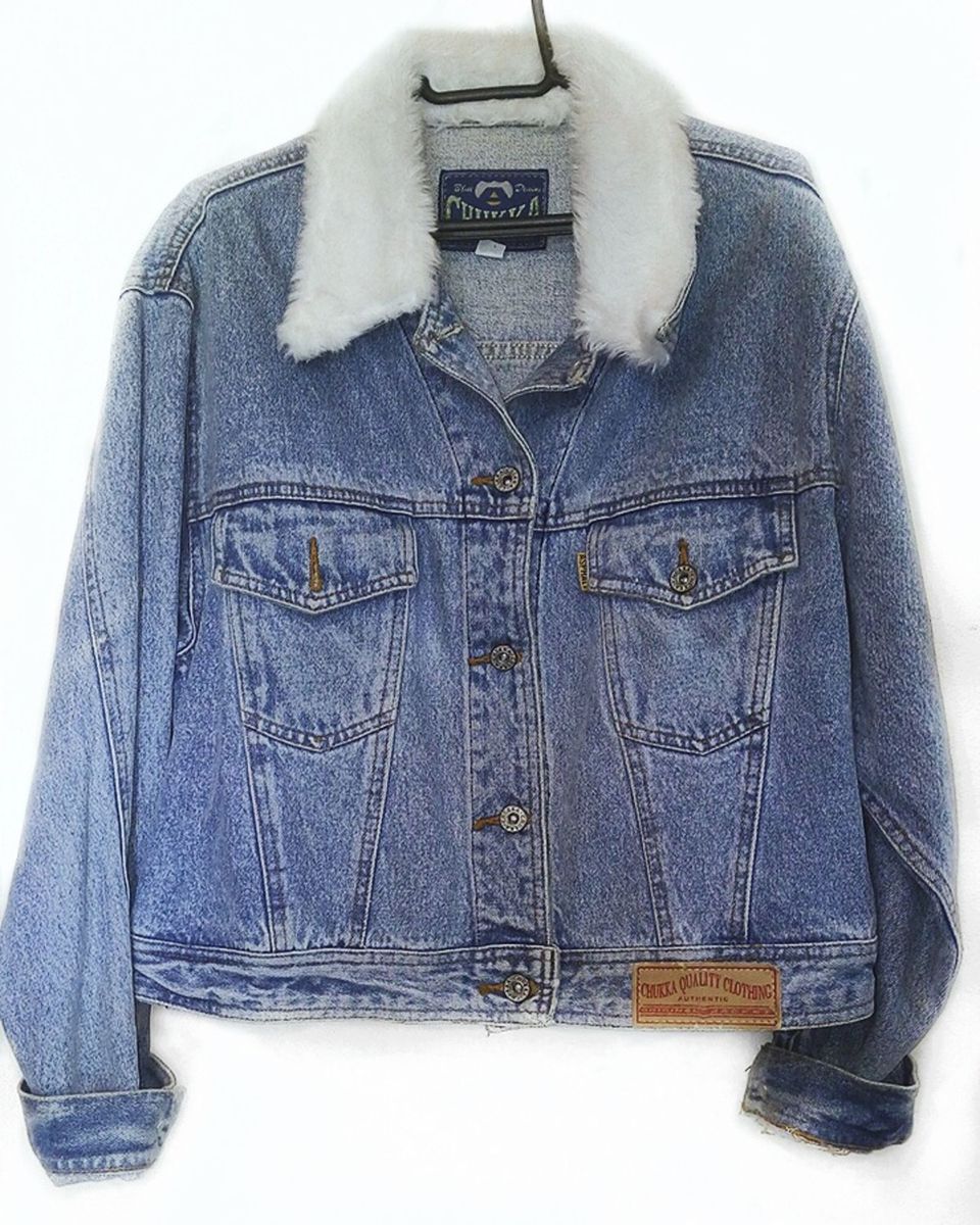 jaqueta jeans com pelinho na gola