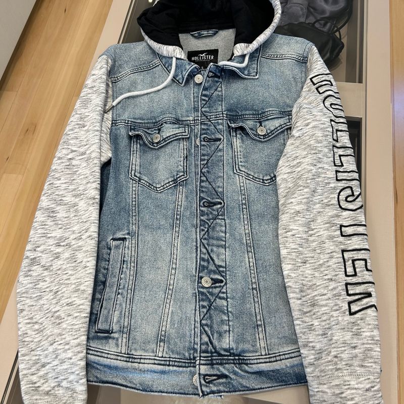 Denim jacket hoodie clearance hollister