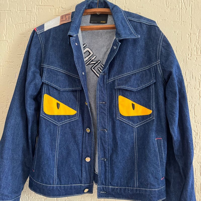 Jaqueta Jeans Fendi ( Braço 60cm / Cumprimento 60cm / Largura 54cm
