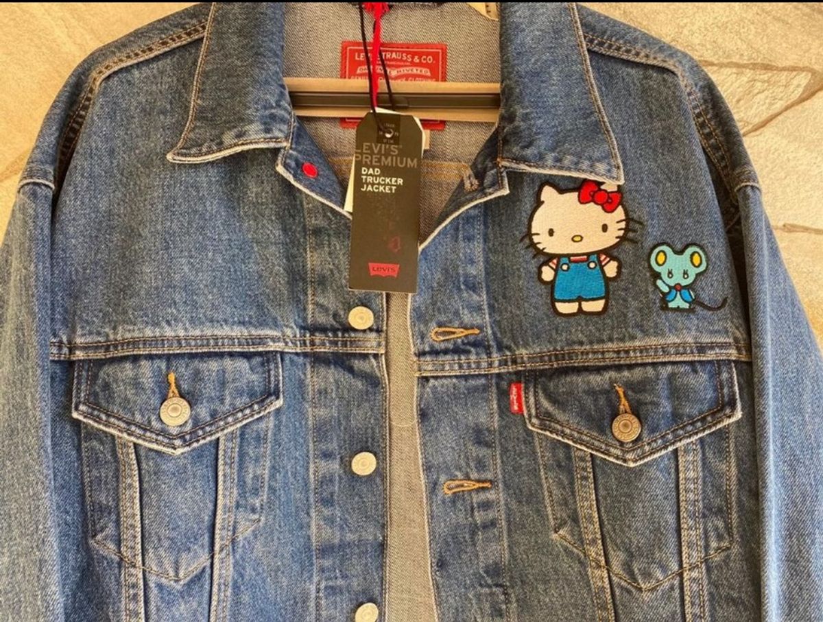 moletom levis hello kitty