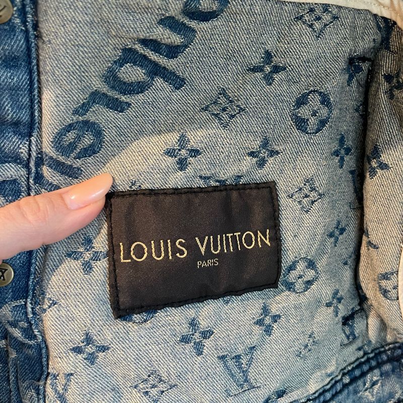 Jaqueta Jeans Louis Vuitton | Casaco Feminino Louis Vuitton Usado 69490762  | enjoei