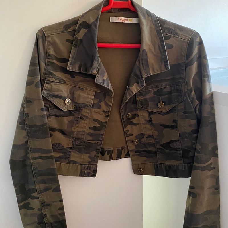 Jaqueta feminina best sale estampa militar