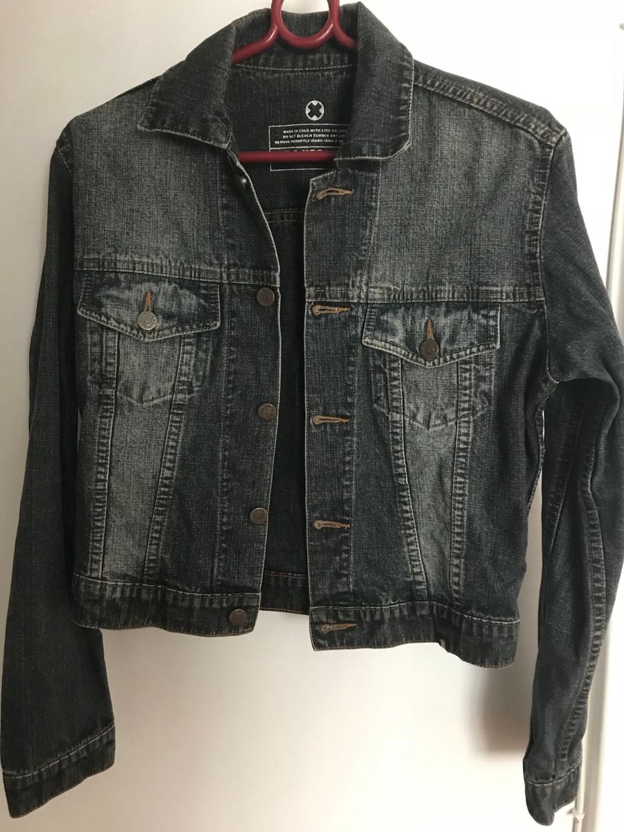 jaqueta jeans desbotada