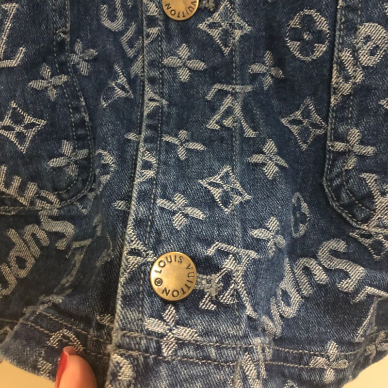 HM Outlet - Jaqueta Jeans Louis Vuitton Supreme Aquela