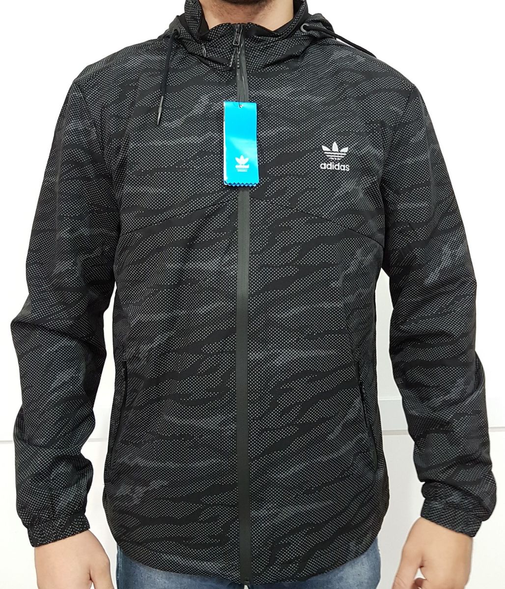 casaco masculino com capuz adidas