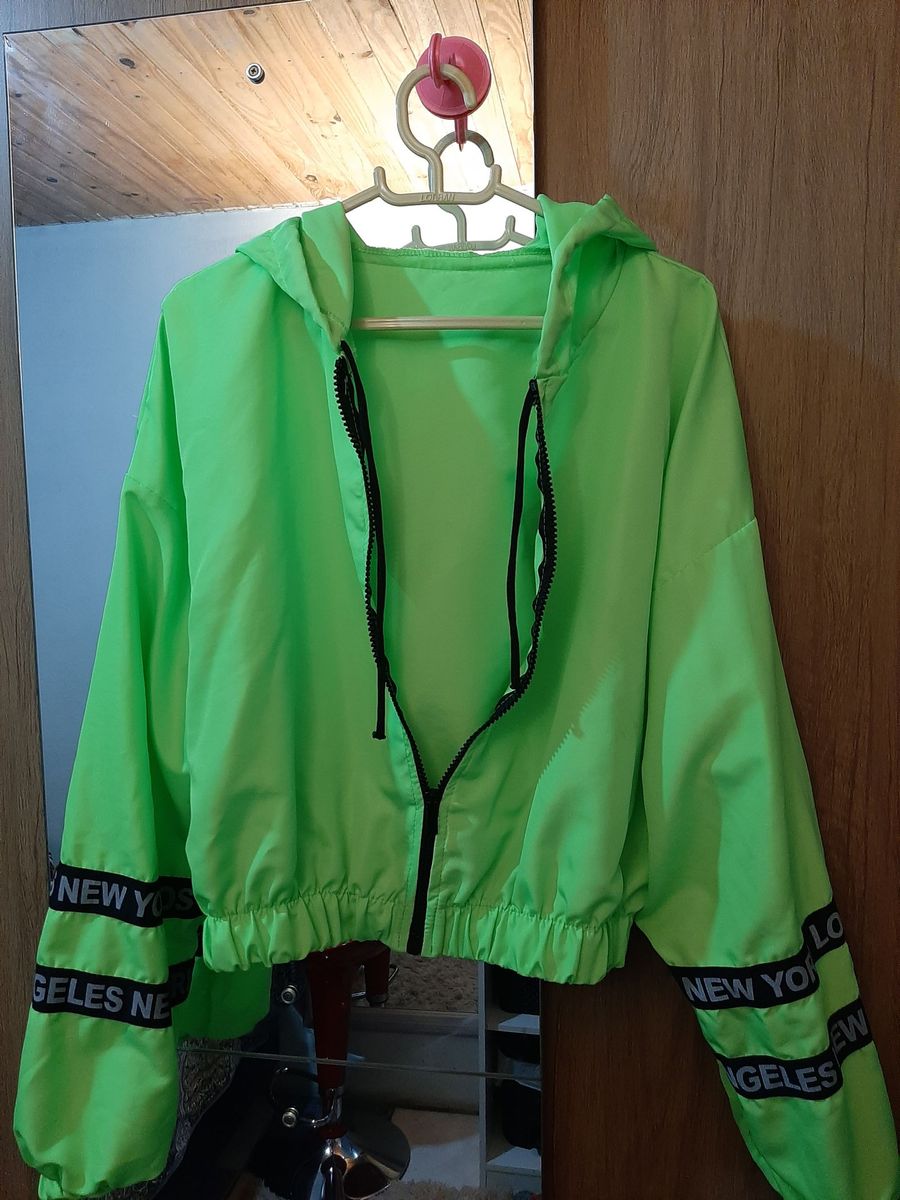 jaqueta verde limao