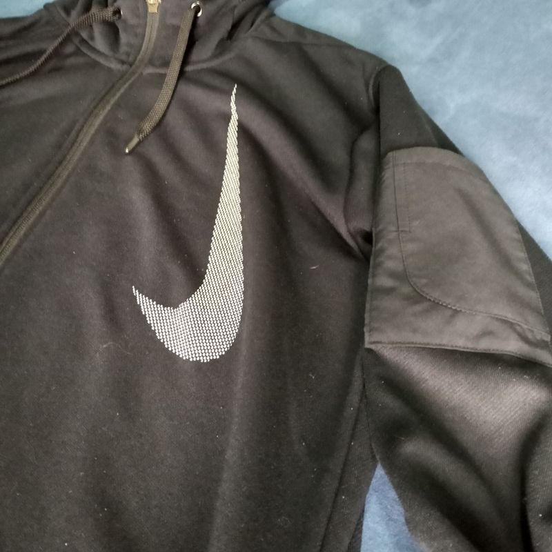 Blusão Masculino Nike Dri-Fit com Capuz Hoodie Swoosh em Promoção