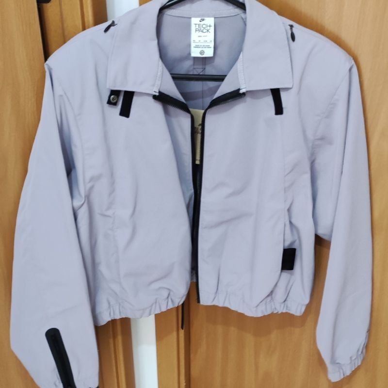 Nike tech pack jacket sales women's