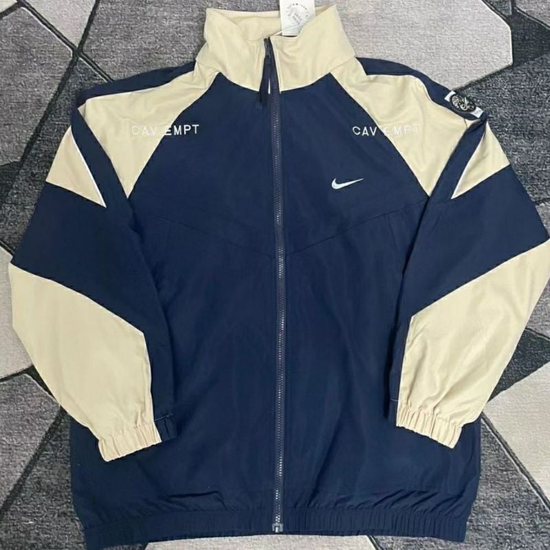 Jaqueta Nike X Cav Empt Track Casaco Feminino Nike Nunca Usado 97008729  enjoei