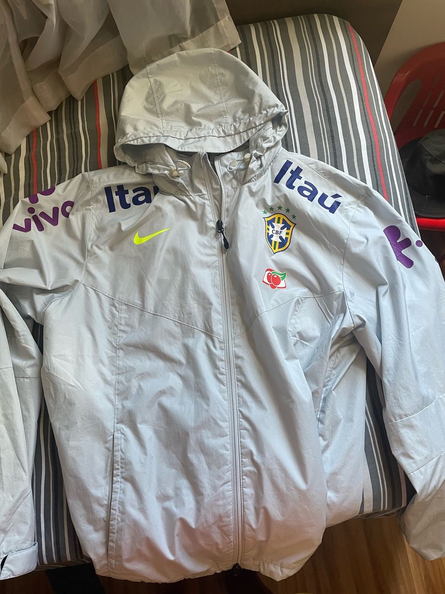 Jaqueta Seleção Brasileira Nike Original Nike Usado 98398825