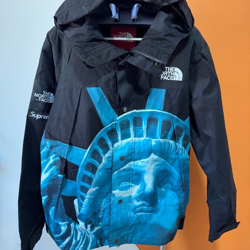 Jaqueta The North Face X Supreme 