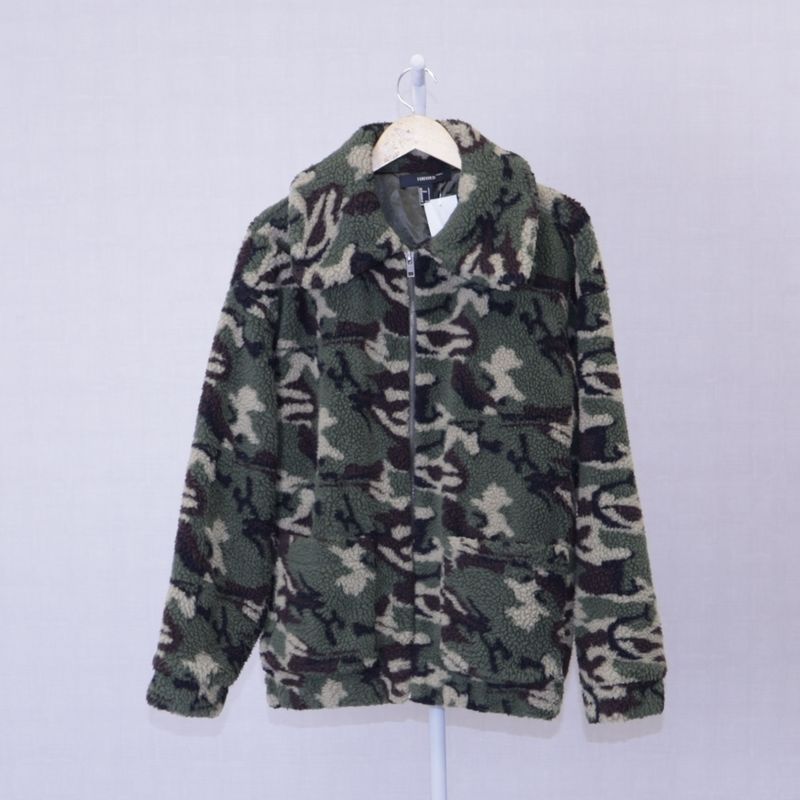 Casaco camuflado feminino cheap forever 21