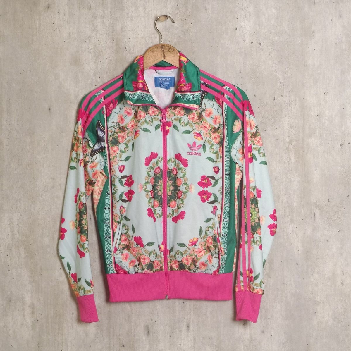 Casaco Adidas Floral Agasalho Adidas Farm Jaqueta Verde E Rosa