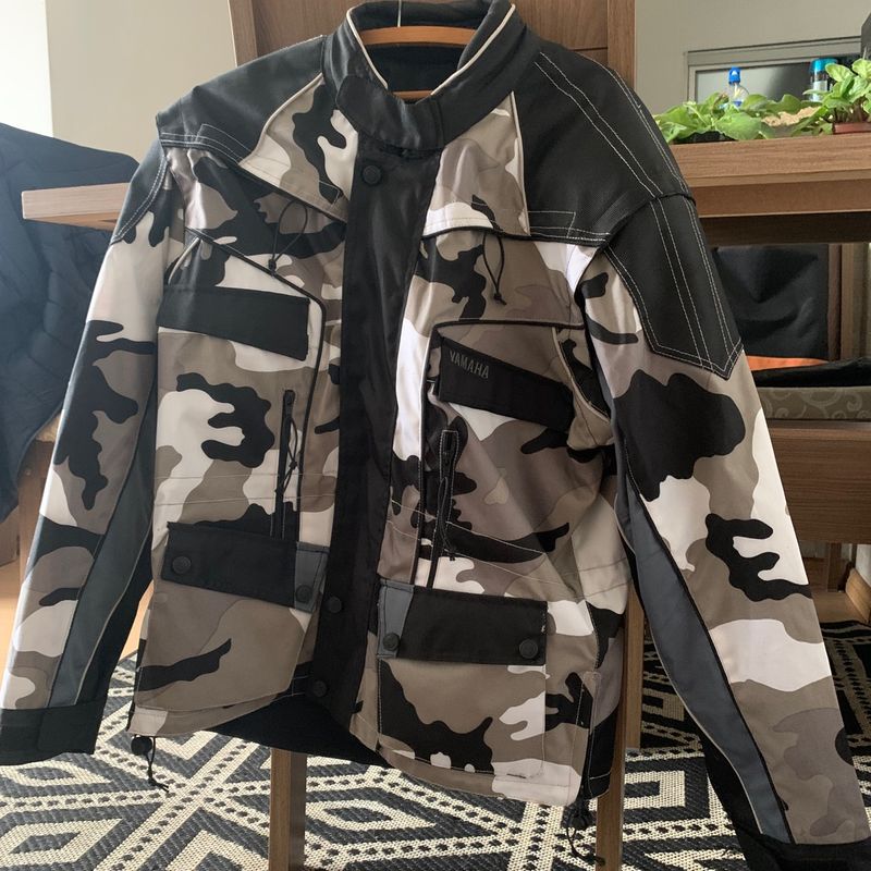 Jaqueta best sale camuflada branca