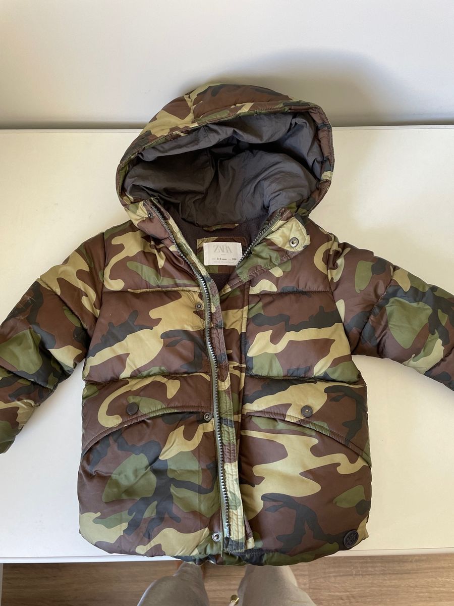 Jaqueta camuflada hot sale zara