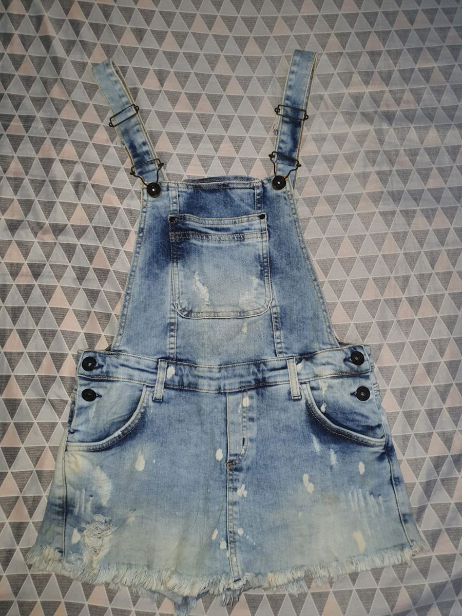 Jardineira Jeans Cea Clock House | Macacão Feminino Clock House, Cea ...